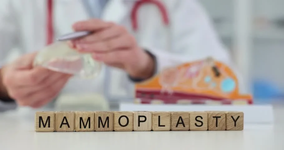 بهترین دکتر ماموپلاستی در اصفهان
