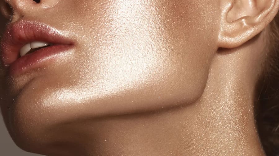 بهترین دکتر مادلینگ صورت در اصفهان