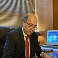 دکتر کامران دولتشاهی