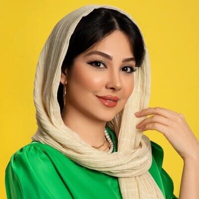 زهرا میرزایی