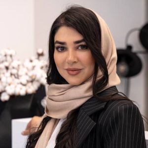 دکتر الهه اسفندیاری